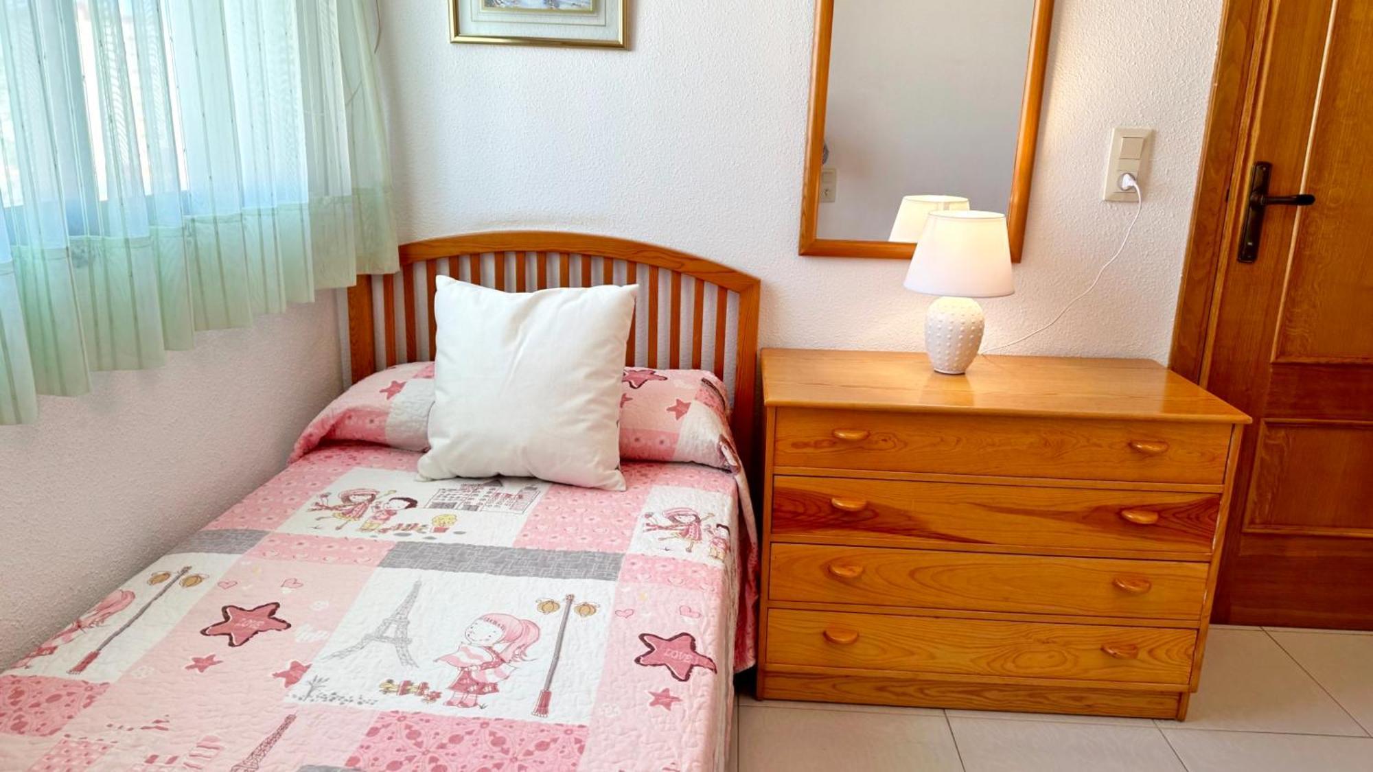 Reyna Playa De Gandia - Alquiler Solo A Familias Apartment Ngoại thất bức ảnh